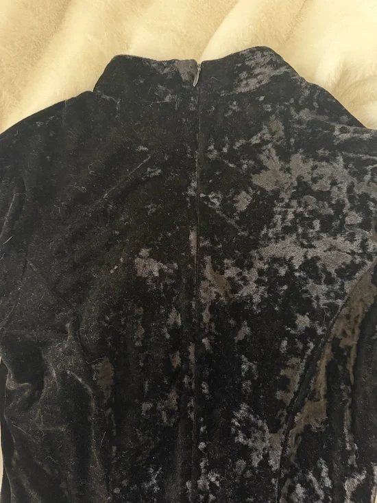 Forever 21 Black Velvet Turtleneck Romper - Picture 4 of 4